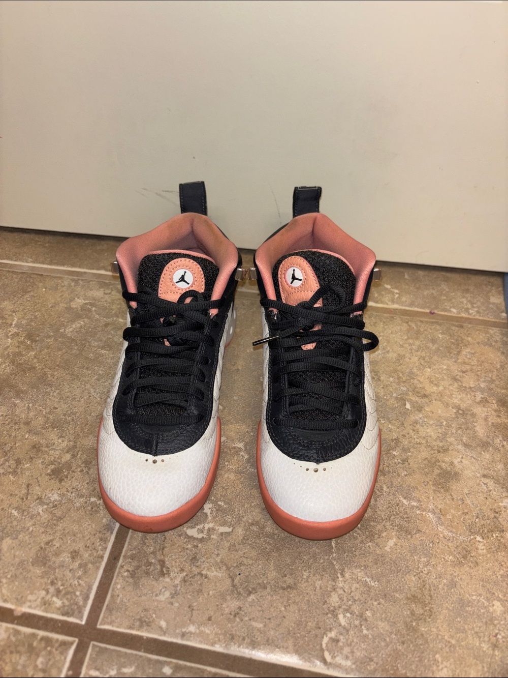 Jordan Jumpman Pro GS pink quartz Kids Sneakers - Black, White & Coral 4 4Y